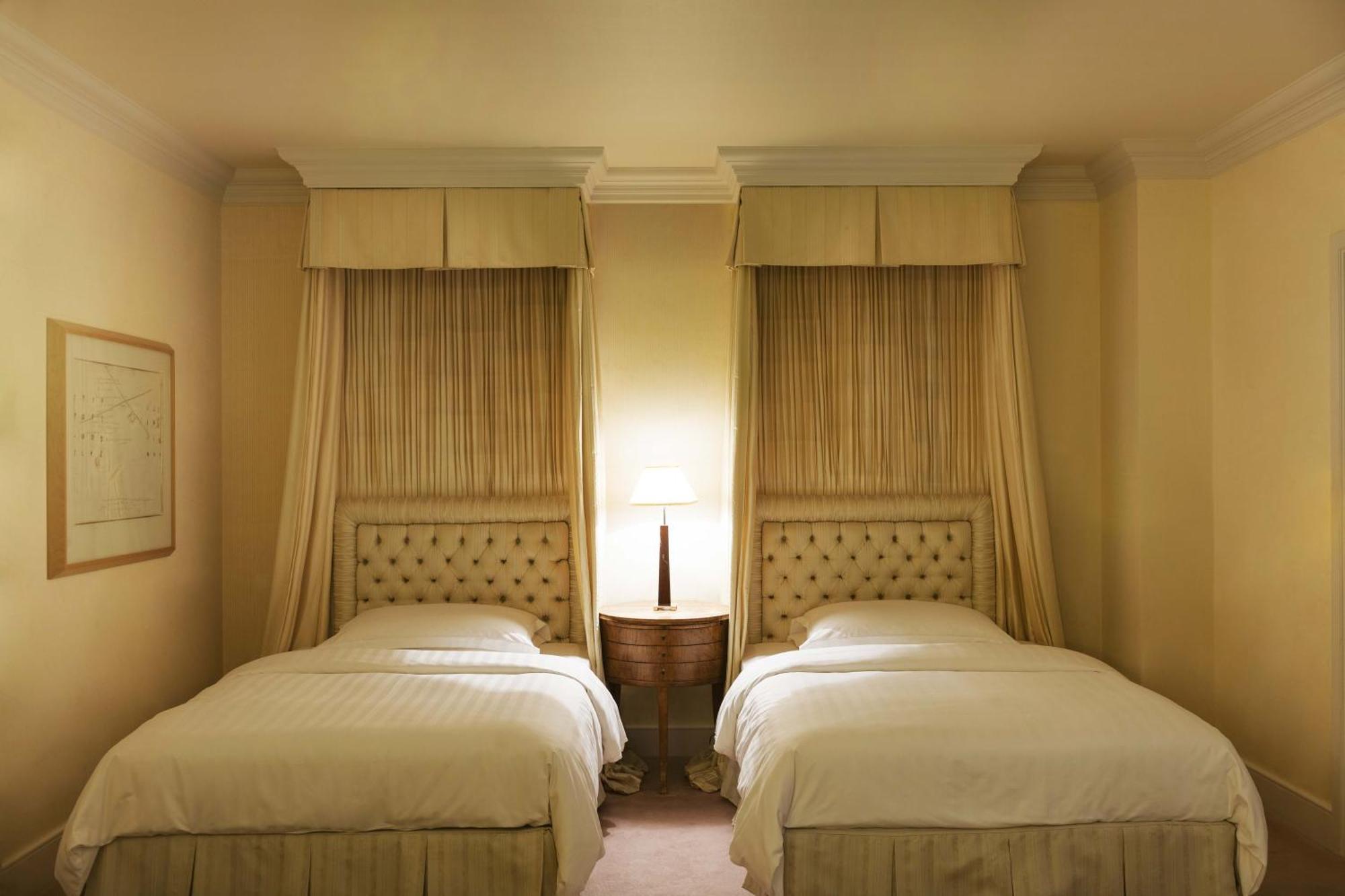 Hotel Hankyu International Осака Экстерьер фото