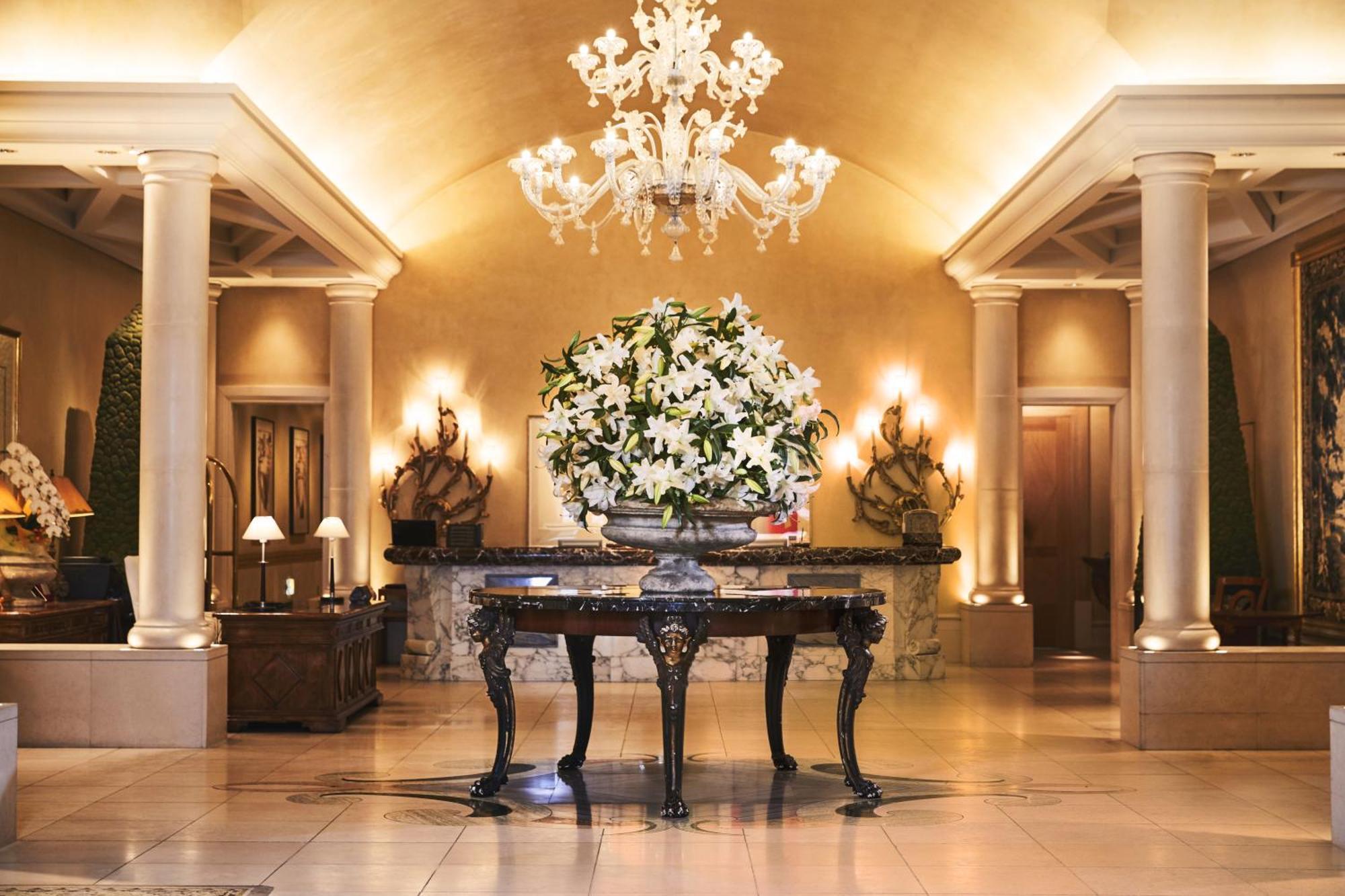 Hotel Hankyu International Осака Экстерьер фото