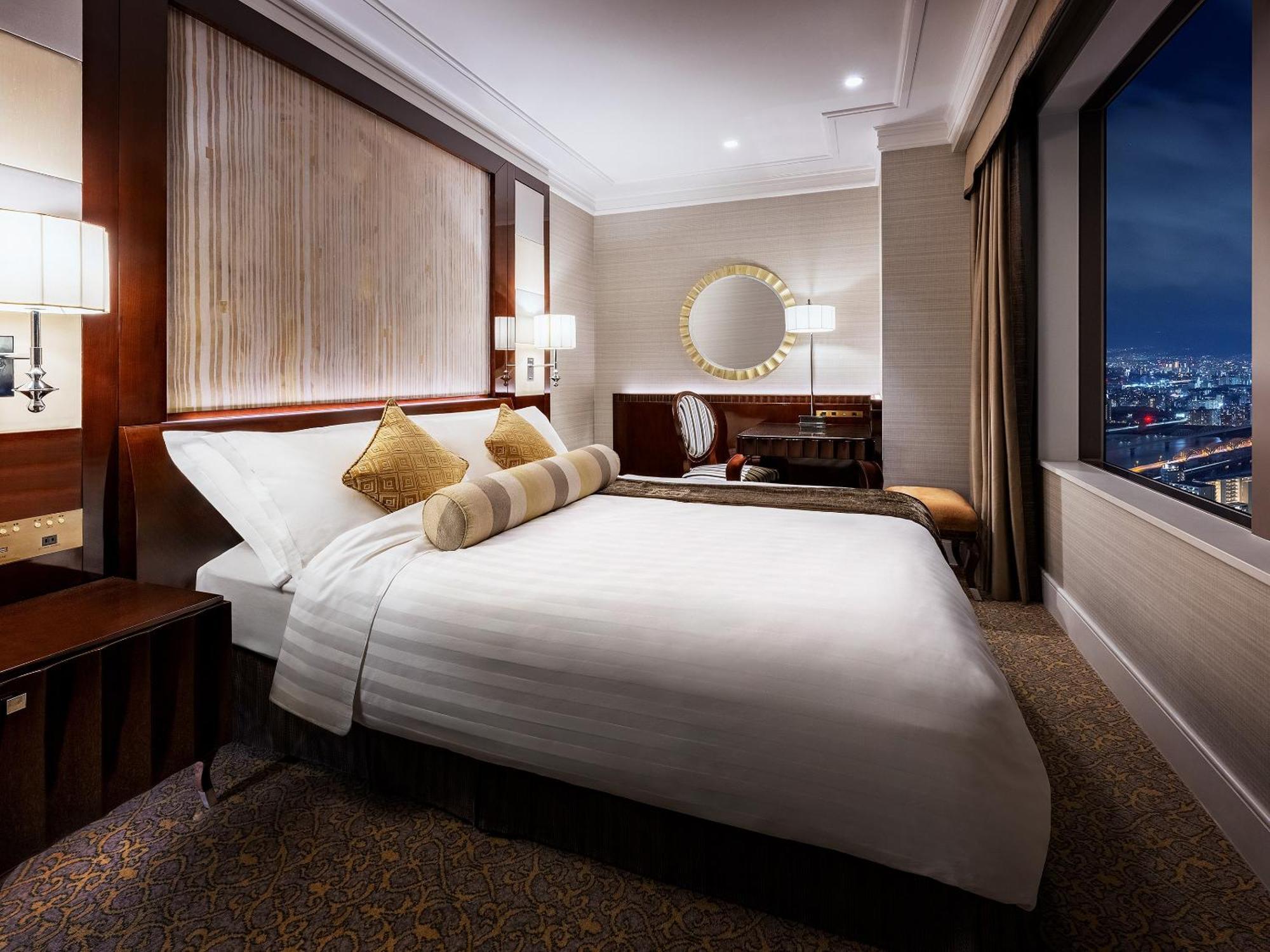 Hotel Hankyu International Осака Экстерьер фото