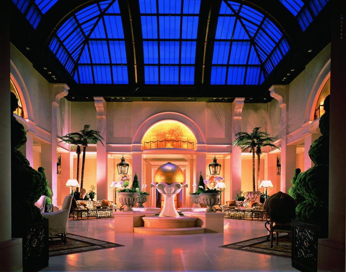 Hotel Hankyu International Осака Экстерьер фото